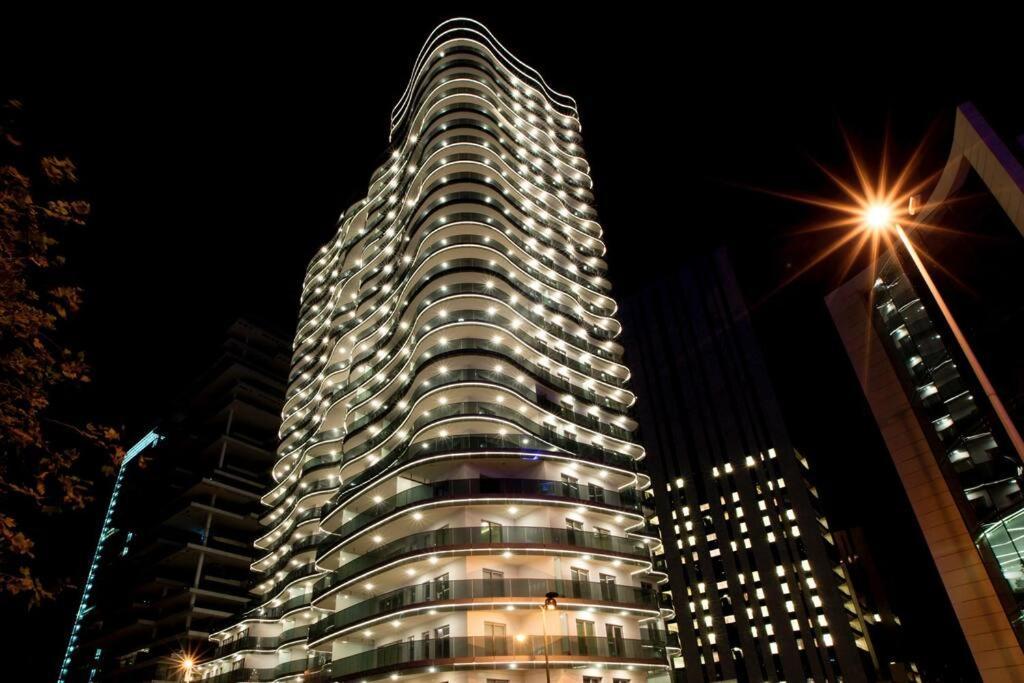 Versace Tower Luxury Suites - Downtown Beirut Ngoại thất bức ảnh